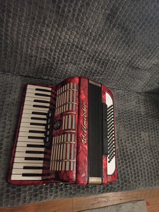Akordeon weltmeister 80
