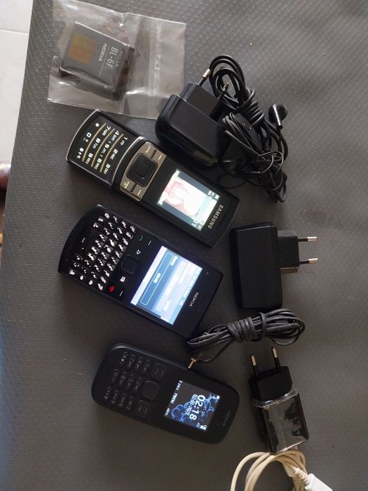 Telemoveis nokia completos impecaveis