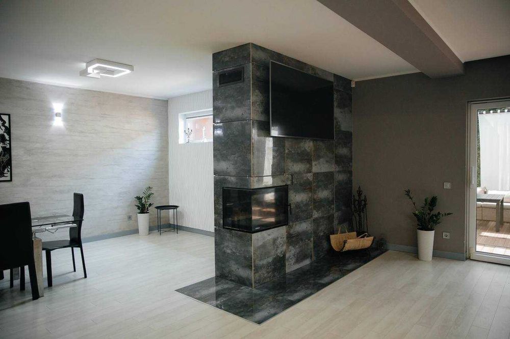 Продаєтсья преміум high-tech будинок з власним бункером/Заходь і живи