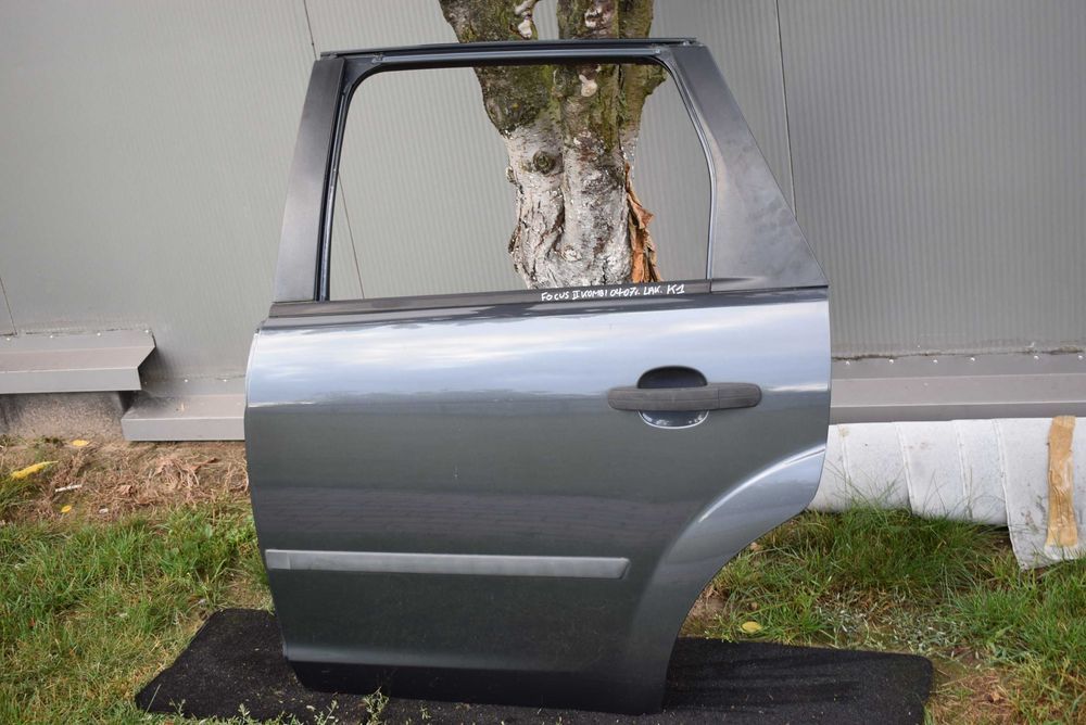 Drzwi lewe tylne Ford Focus mk2 kombi kolor K1 lewy tył CZĘŚCI
