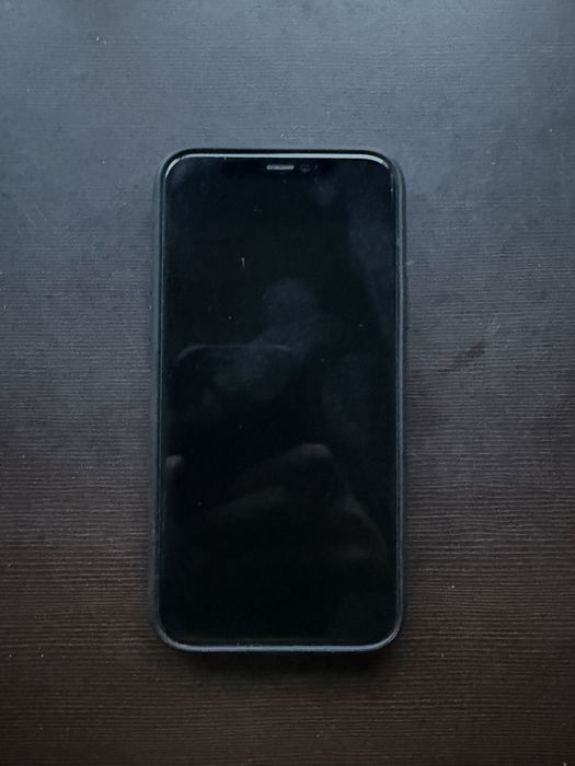 Iphone 11 pro dobry stan