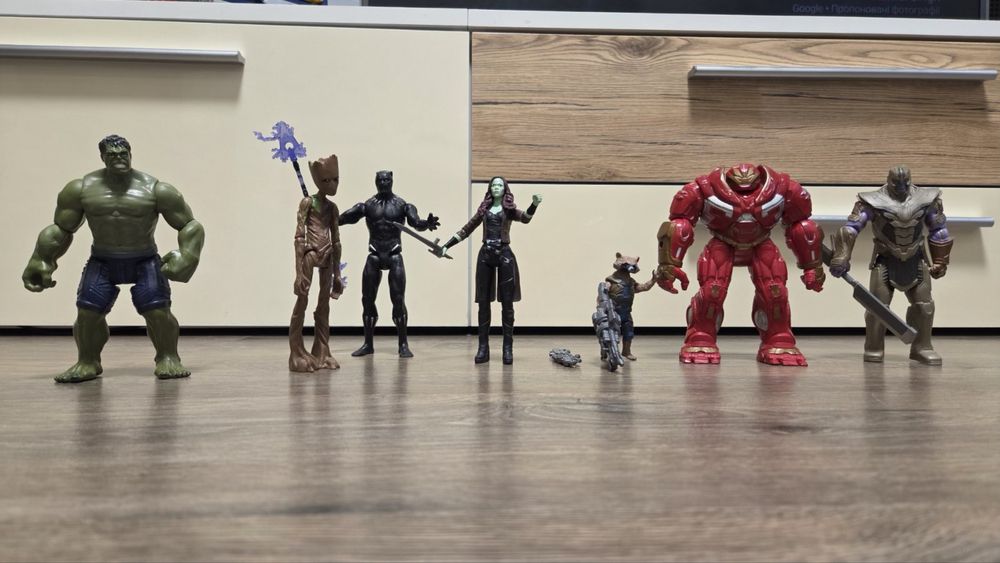 Іграшки супергерої Marvel