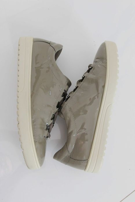 ECCO skóra bez wad  38