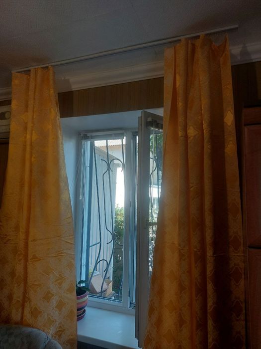Продаю шторы б/у