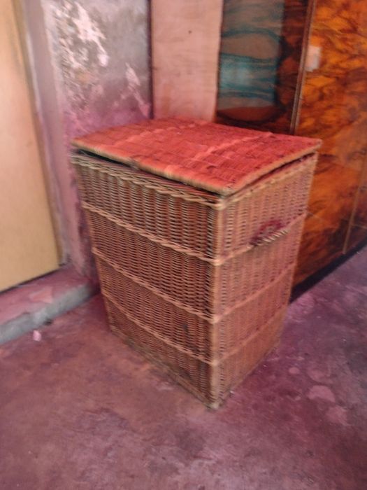 Kosz wiklinowy duży z uszami