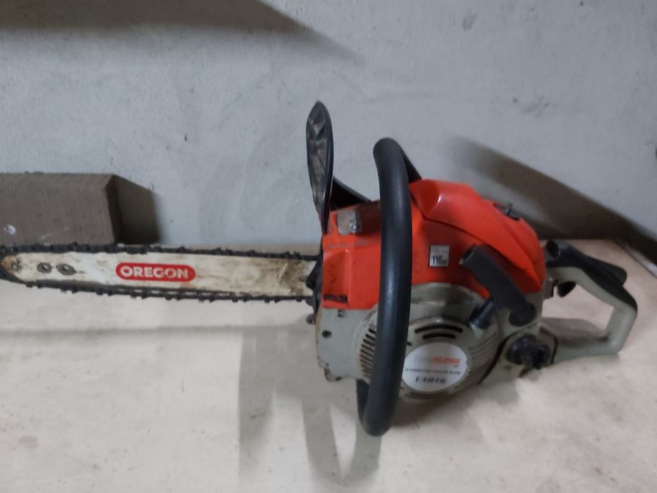 Motoserra topsun 3816 a trabalhar perfeitamente,