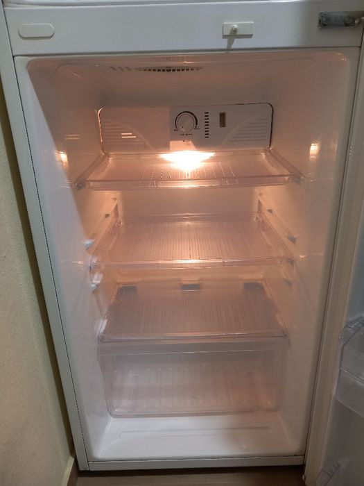 Frigorífico Combinado LG + película autocolante para aplicar