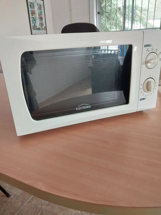 Microondas eletronia
