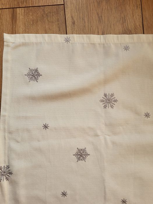 Obrus kwadrat  100 cm