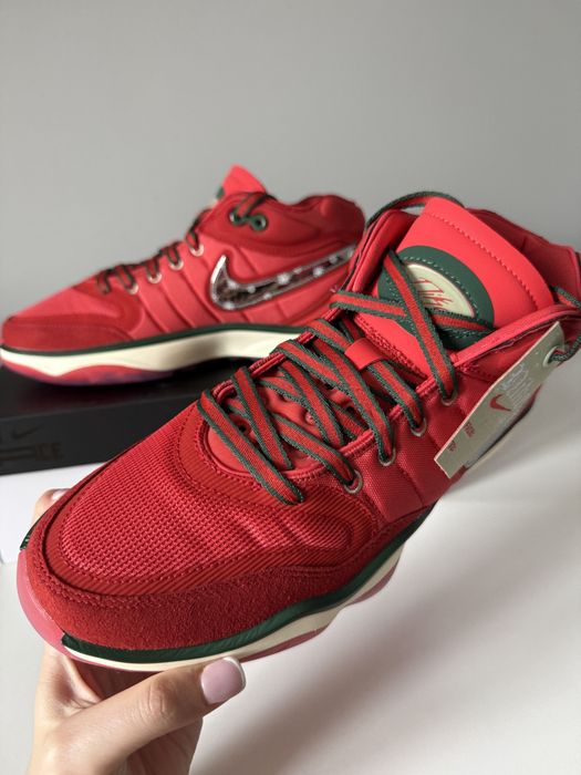 Nike air zoom hustle sneakresy wyższe 42,5 wkładka 27cm