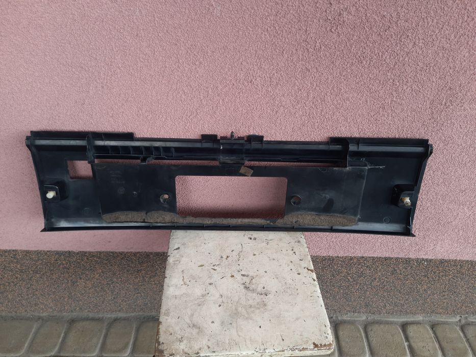 Продам накладку на ляду авто