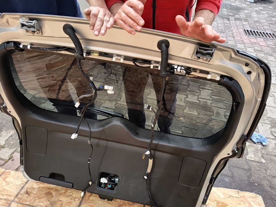 Subaru Outback 2015 - 2019 Klapa Tył KPL