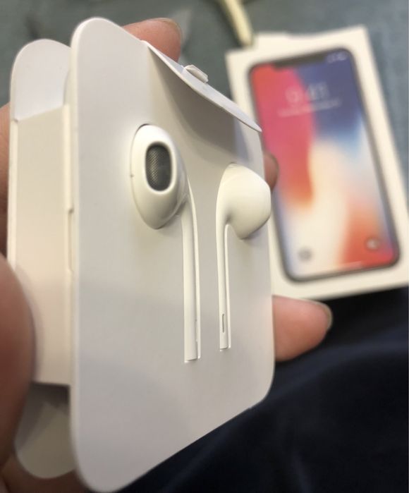 Навушники Apple iPhone EarPods with Mic Lightning