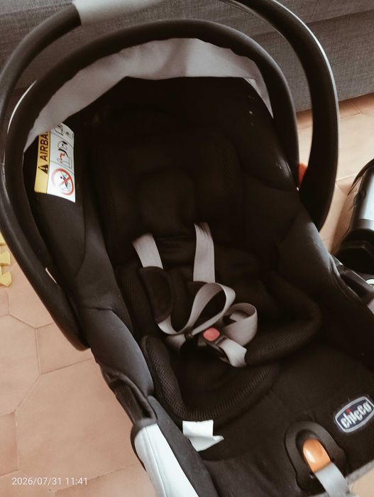 Carrinho de bebé 2 em 1
