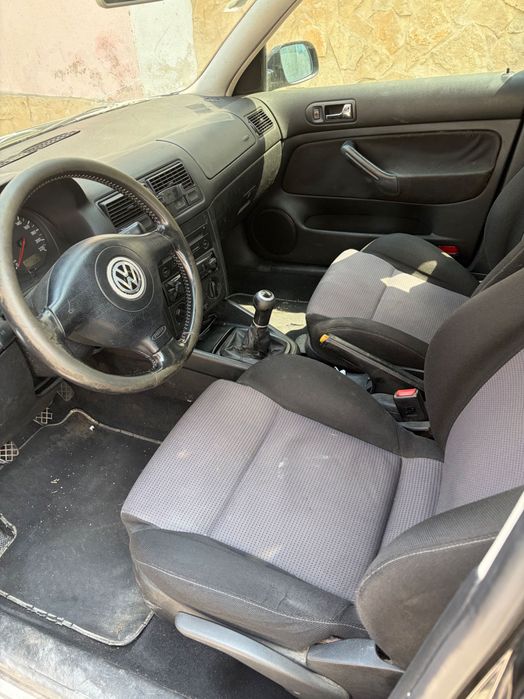 Volkswagen Golf — fotografia 3