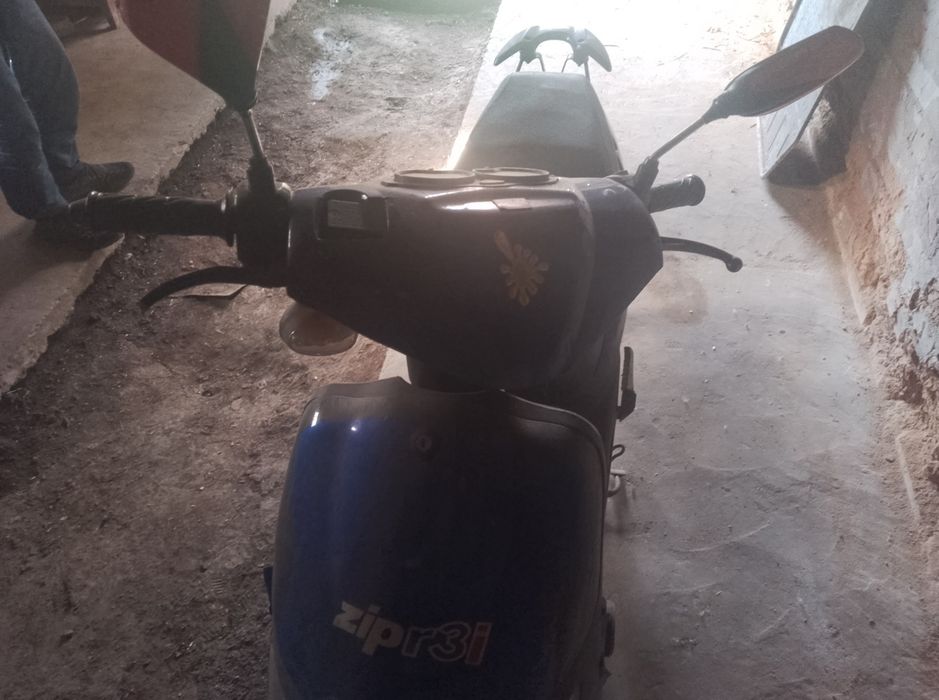 Продам скутер срочно
