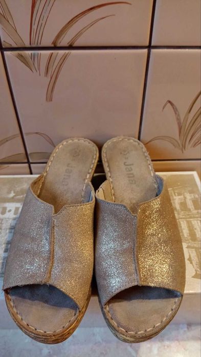 Klapki Jana r.36 super lekkie