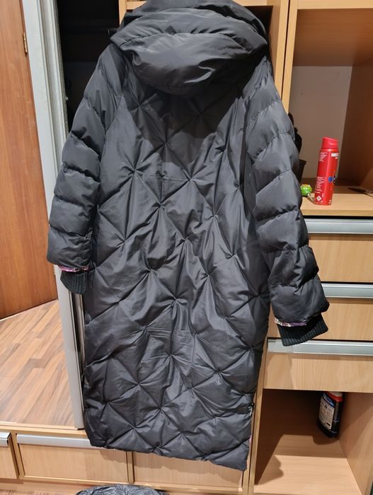 Длинный черный женский стеганый пуховик с объемным капюшоном M - L