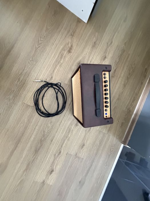 Wzmacniacz do gitary akustycznej Kustom Sienna 16 PRO V2 + Kabel