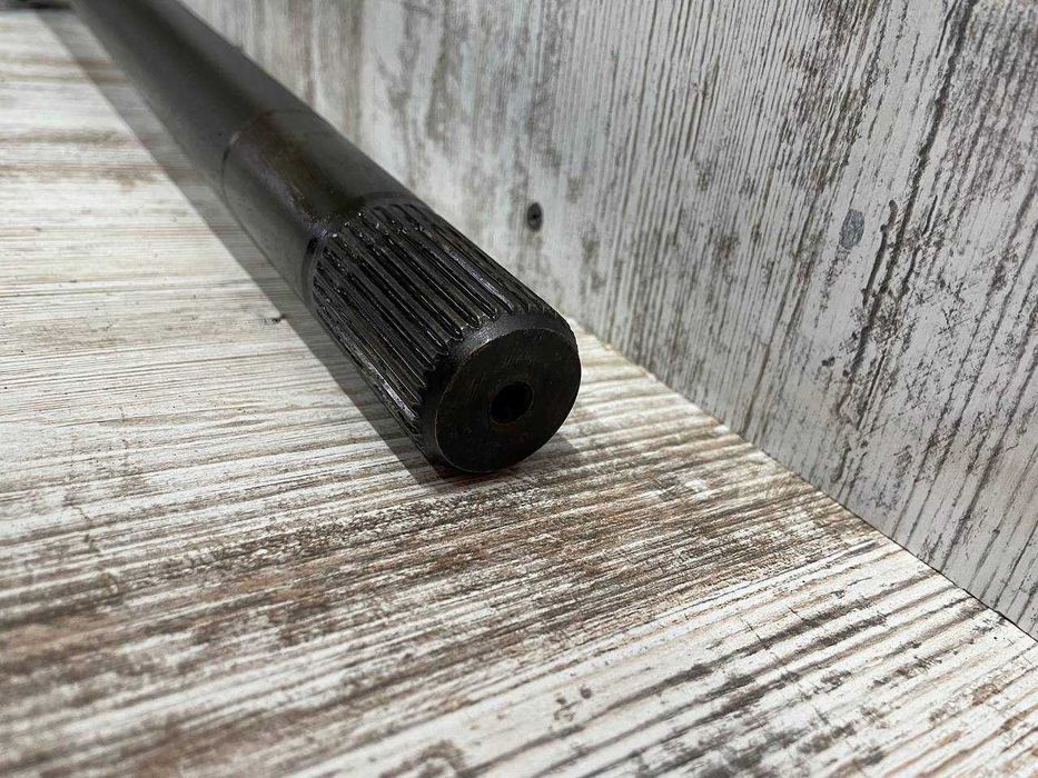 Полуось задня Піввісь задня нисан навара Nissan Navara D40