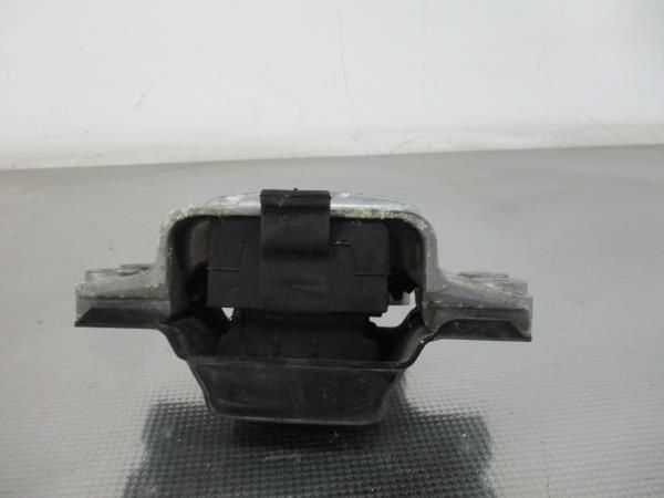 Apoio do motor VOLKSWAGEN Passat (3C2)