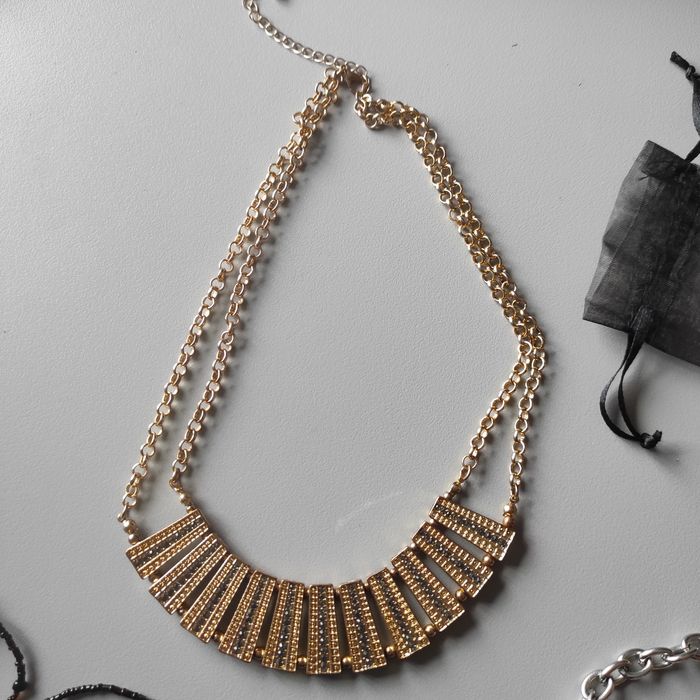 Bijuteria brincos pulseiras colares