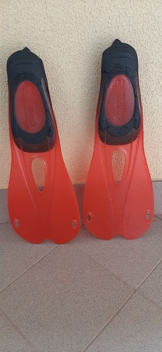 Barbatana criança Tribord