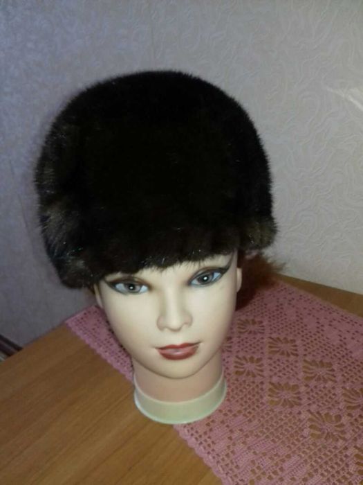 Шапка  женская норкова НОВАЯ
