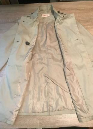 Жіночий плащ, тренч
Colin's