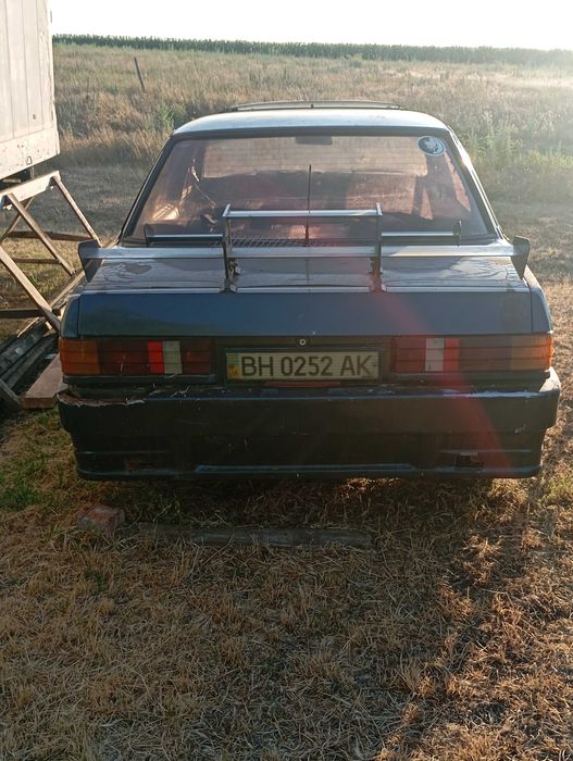 Продам форд гранада v6 карбюратор возможно не большой торг