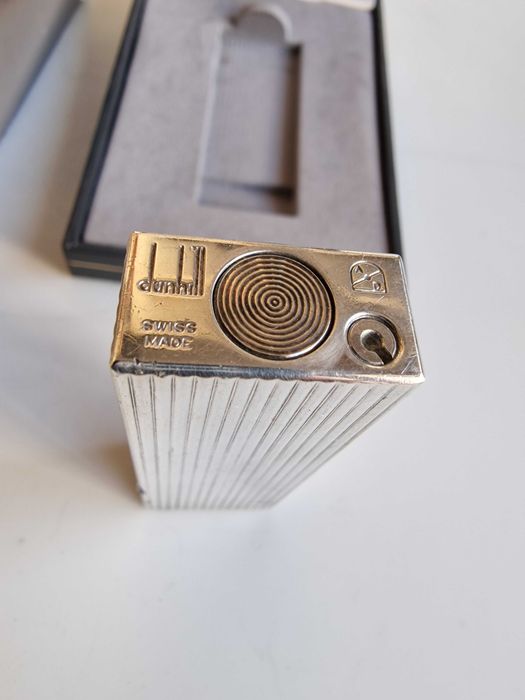 Dunhill- Isqueiro de prata  ( preço de saldo)