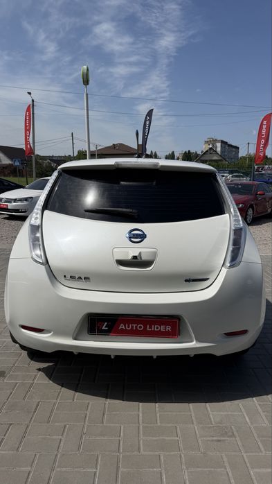 Nissan Leaf Ніссан Ліф 2017 р 24кВт 130 км Тепловий НАСОС Webasta Вебаста