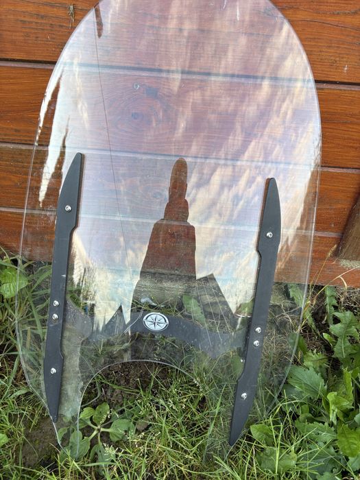 Вітрове скло(мотоцикл,скутер)