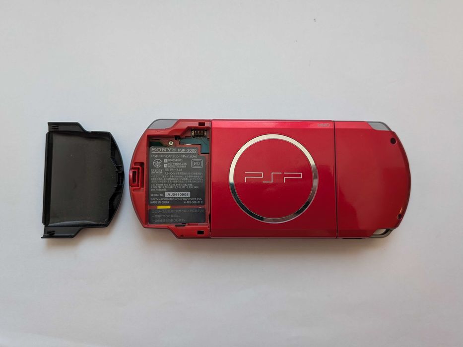 PSP Slim Vermelho Radiante