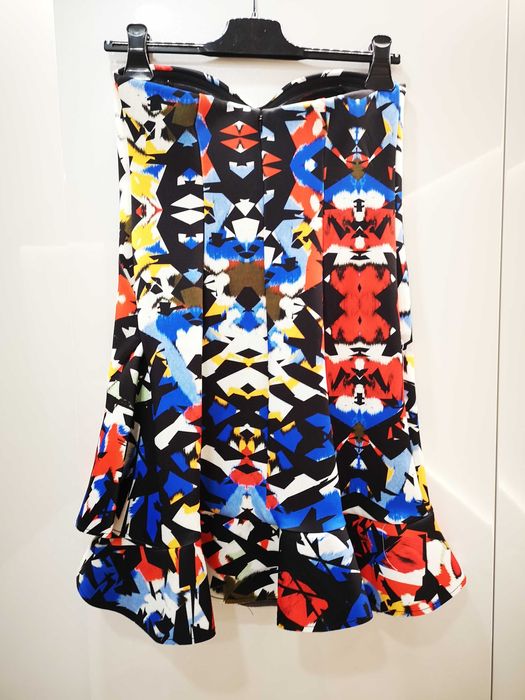 Piankowa sukienka Pinko