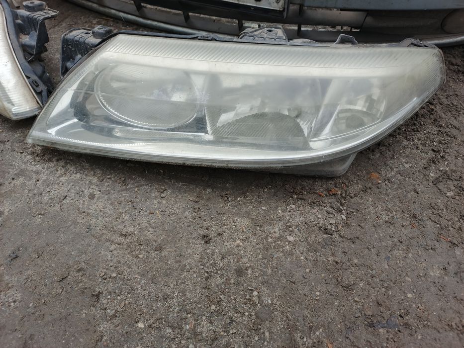 Фара в зборі Renault Laguna 2