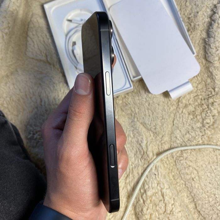 IPhone 16 Pro Max black 256 gb