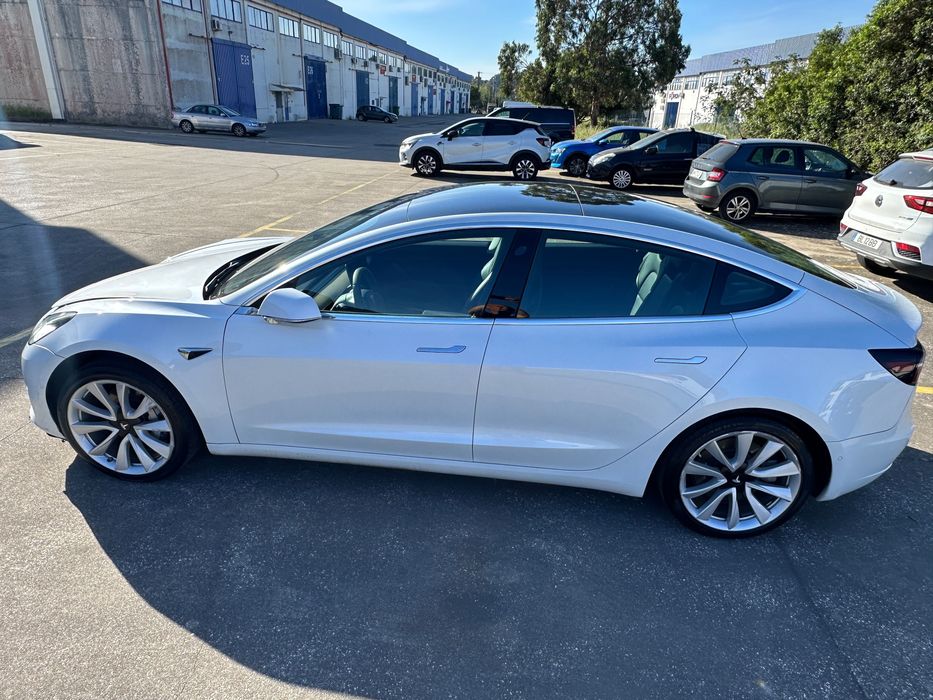 Tesla Model 3 Standart Range Plus  Salvado Facil Reparação #IVA Dedutivel#