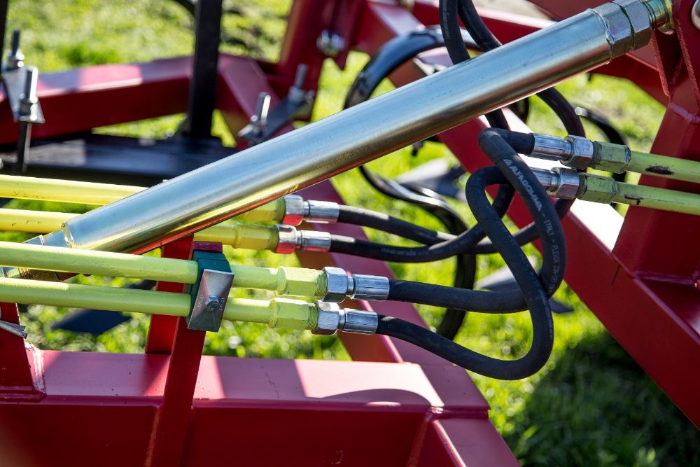 Культиватор КСО-8М під трактор Т-150