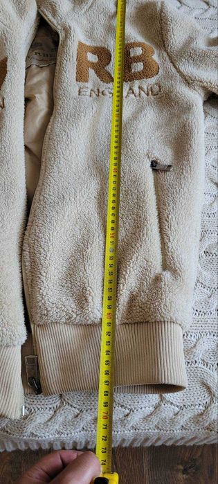 Куртка BURBERY.Хлопчача.Розмір S.