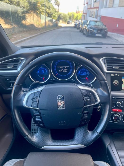 Citroën DS4 1.6 HDi – 114 CV | 2015 | 5 Lugares | Diesel