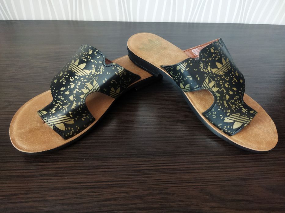 Жіночі літні капці