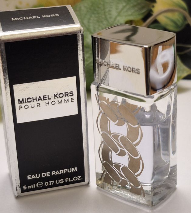 Michael Kors, miniatura pour homme