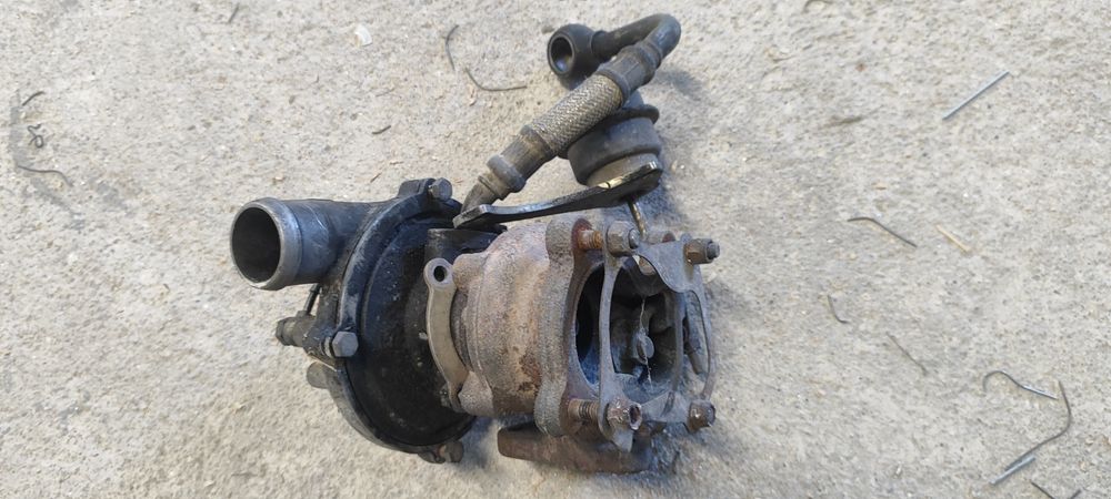 Turbos , admissões de ar e injetores VP 110 para grupo vag 1.9 TDI VP em bom estado