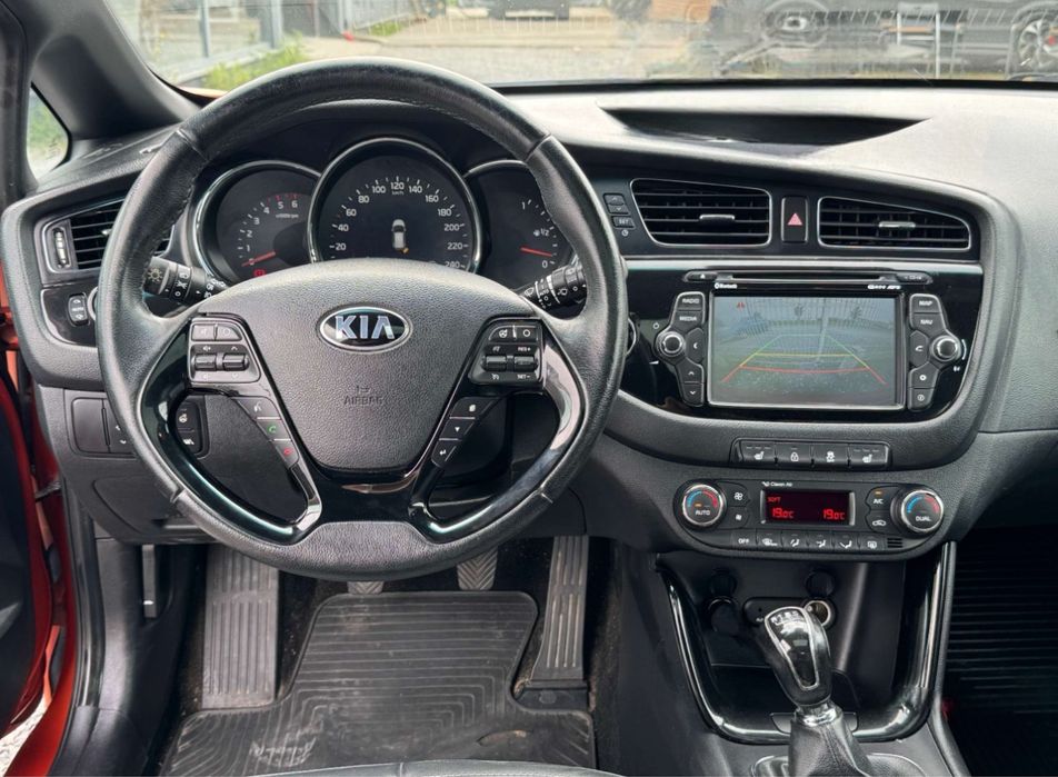 Kia Ceed 1.6 CRDi Sport Coupe
