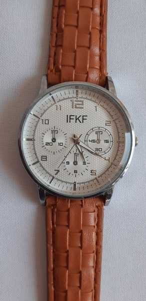 Часы женские IFKF кварцевые, украшение