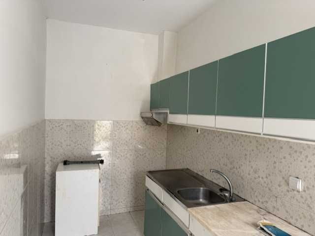 Moradia V1 com anexos