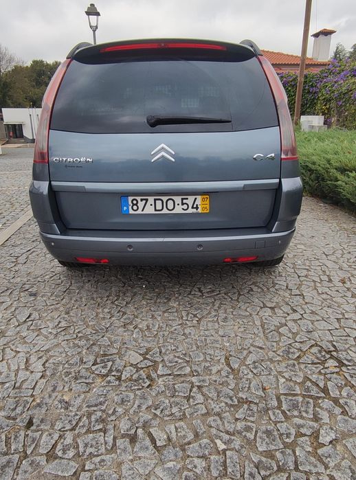 Citroen C4 Grand Picasso — photo 2