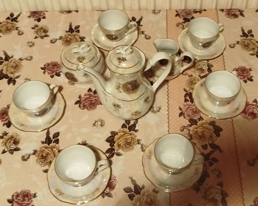 Porcelana , zastawa porcelanowa