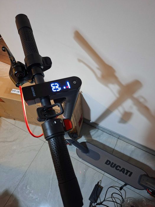 Hulajnoga Ducati Pro I Evo Advanced Safety 350 W